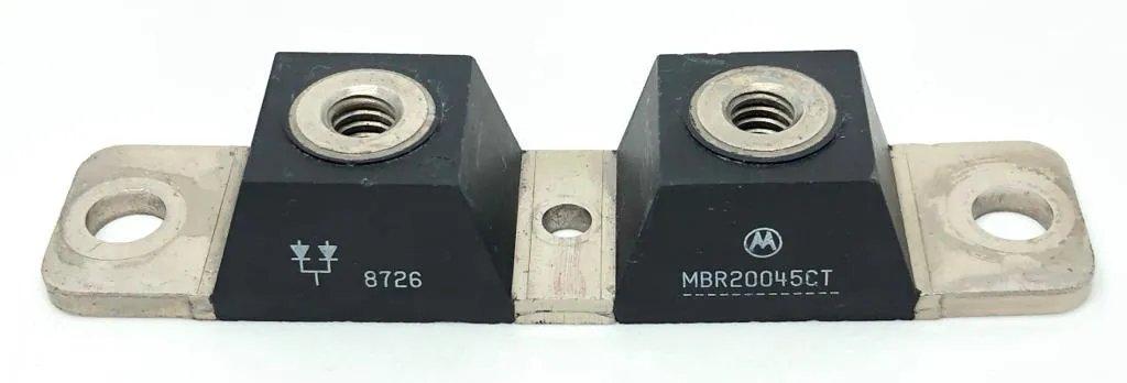 DIODO MBR20045CT MOTOROLA
